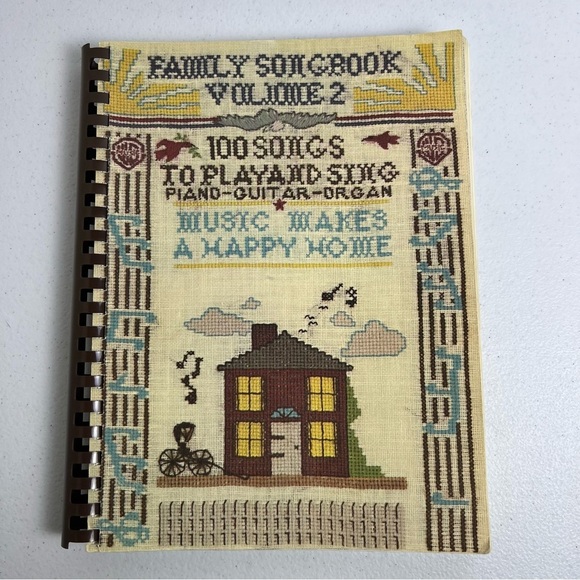 Warner Bros. Other - Family Songbook Vol 2 VTG 100 Songs To Play and Sing Piano Guitar Organ Music